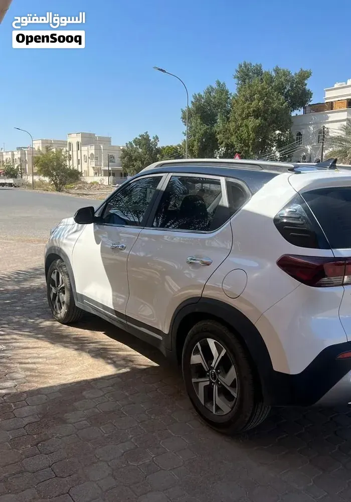 Kia Sonet 2023 photo 2
