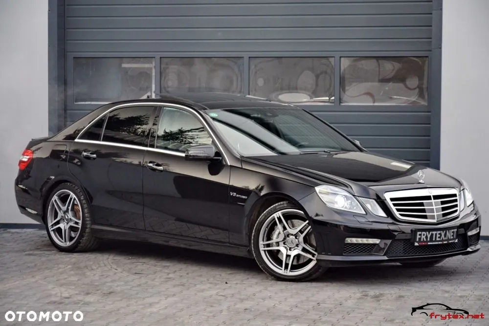 Mercedes-Benz E-Class 2012 photo 3