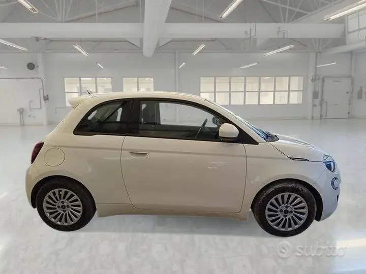 Fiat 500E 2022 photo 3