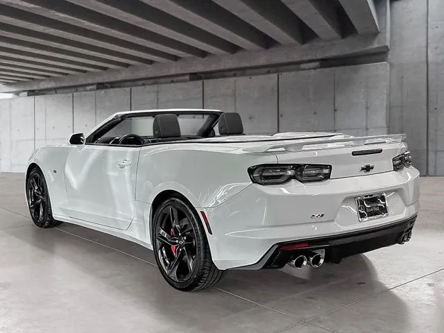 Chevrolet Camaro 2023 photo 3