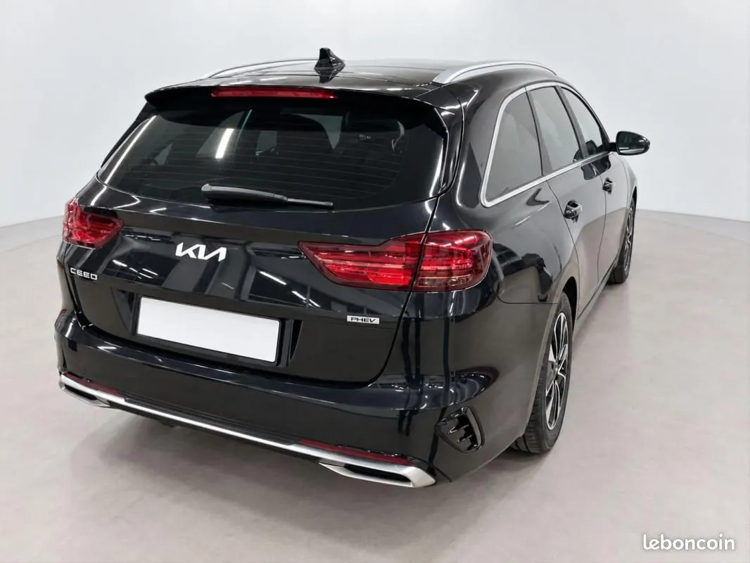 Kia Ceed 2023 photo 2