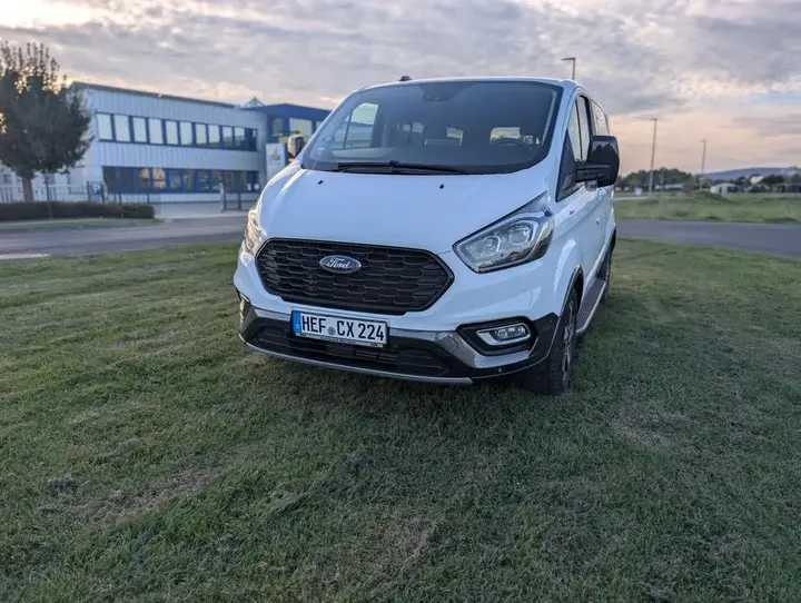 Ford Tourneo Custom Active