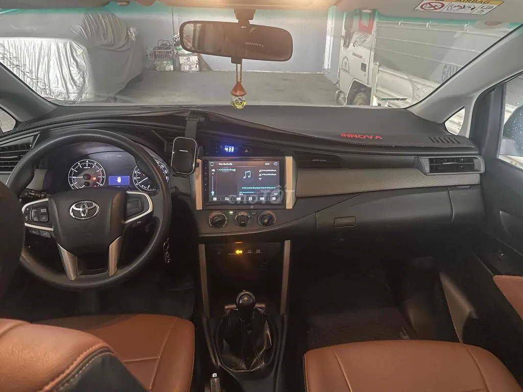 Toyota Innova 2017 photo 4