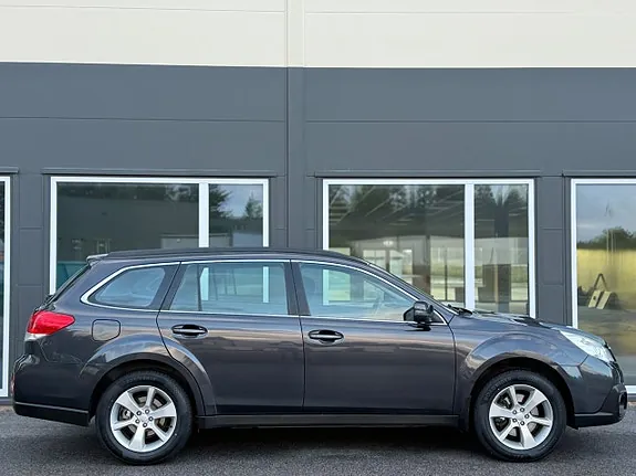 Subaru Outback 2014 photo 2