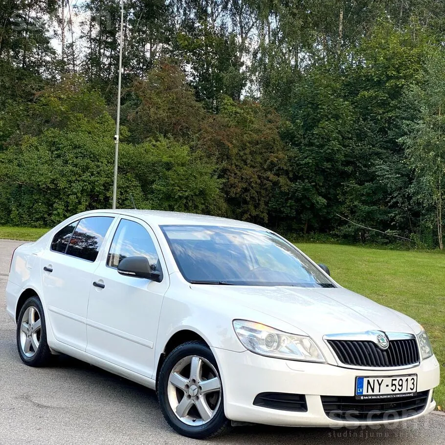 Skoda Octavia 2012 photo 3