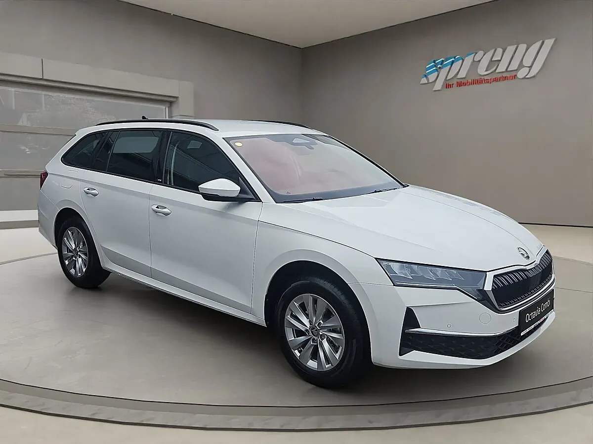 Skoda Octavia 2026 photo 3