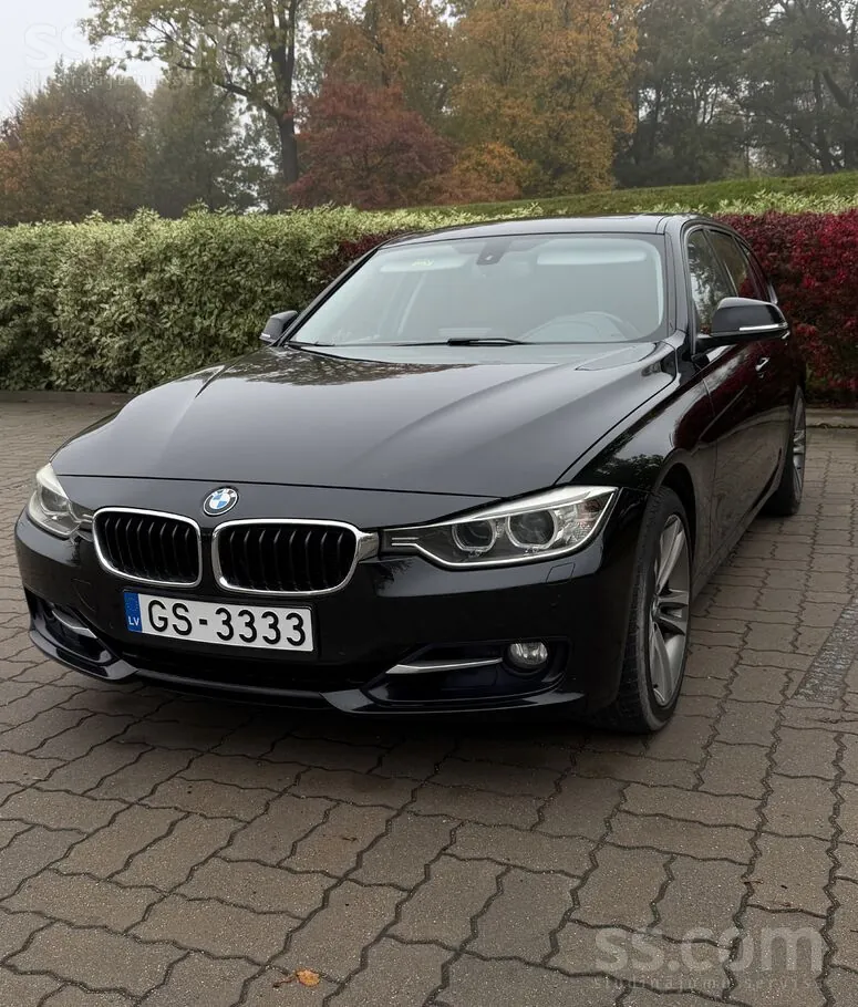 BMW 330 2014 photo 2