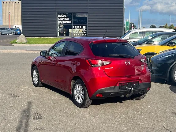Mazda 2 2018 photo 4