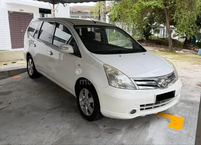 Nissan Grand Livina