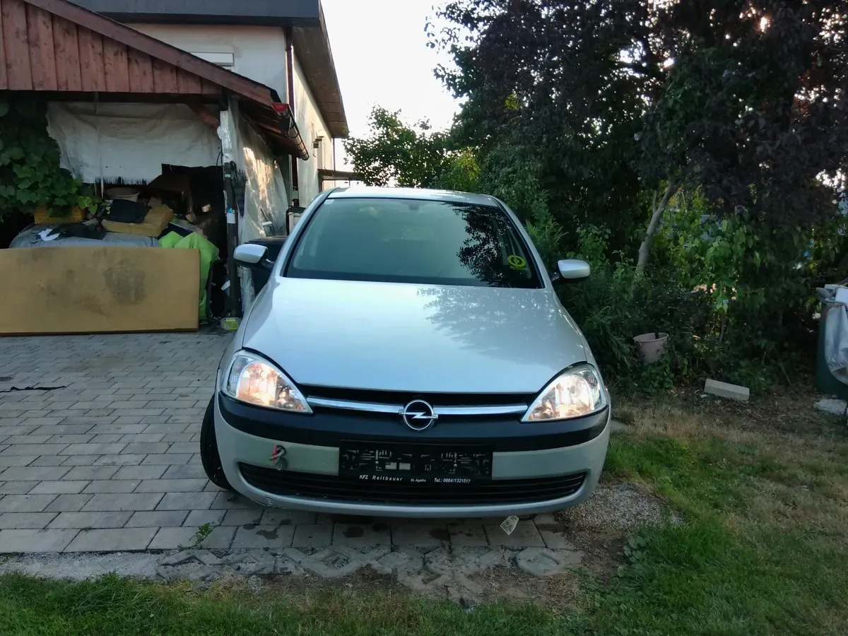 Opel Corsa 2003 photo 2