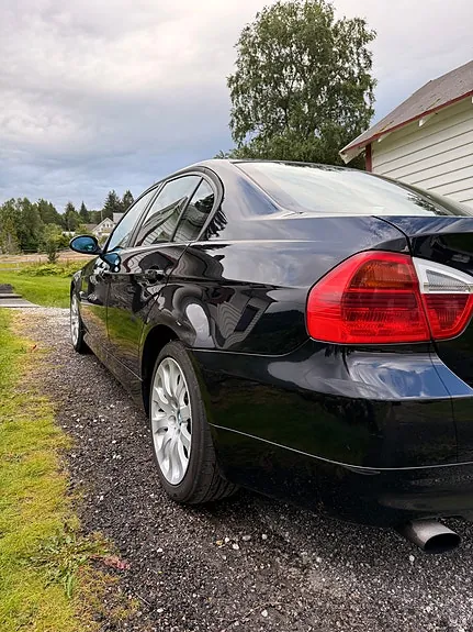 BMW 318D 2007 photo 5
