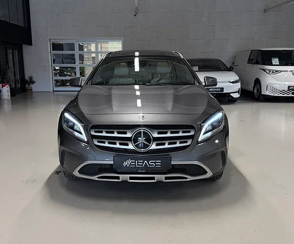 Mercedes-Benz Gla200 D 2019 photo 2