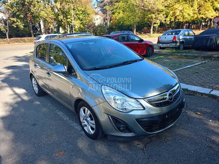 Opel Corsa D 2011 photo 2