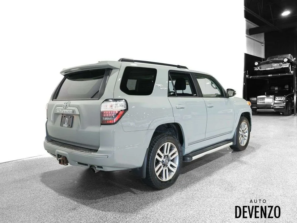 Toyota 4Runner 2022 photo 3