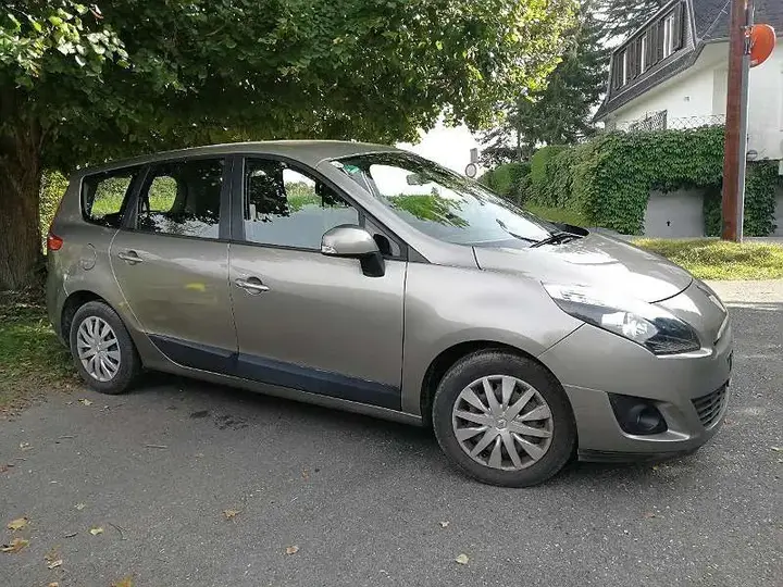 Renault Grand Scénic 2009 photo 3