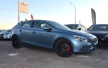 Volvo V40 2013 photo 2