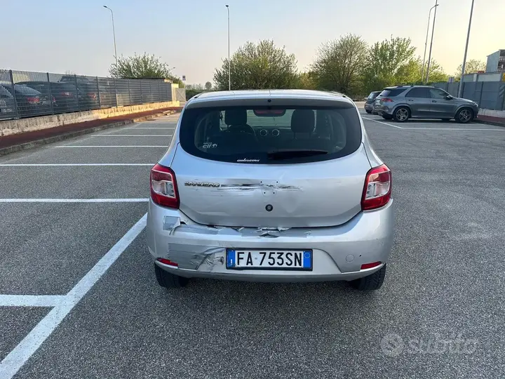 Dacia Sandero 2015 photo 5