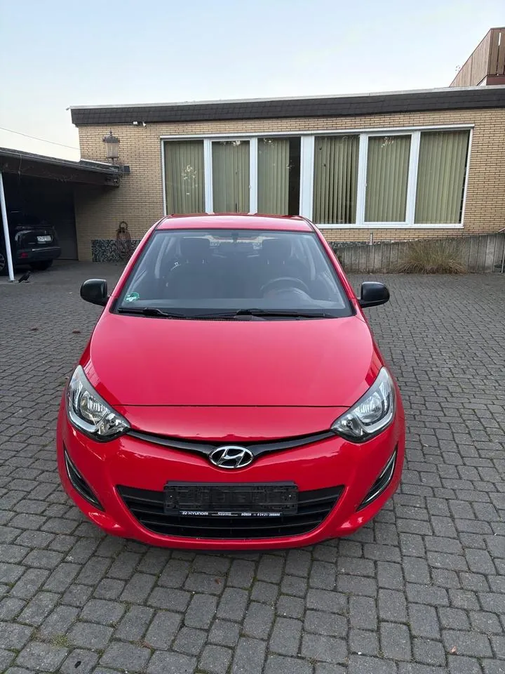 Hyundai I20