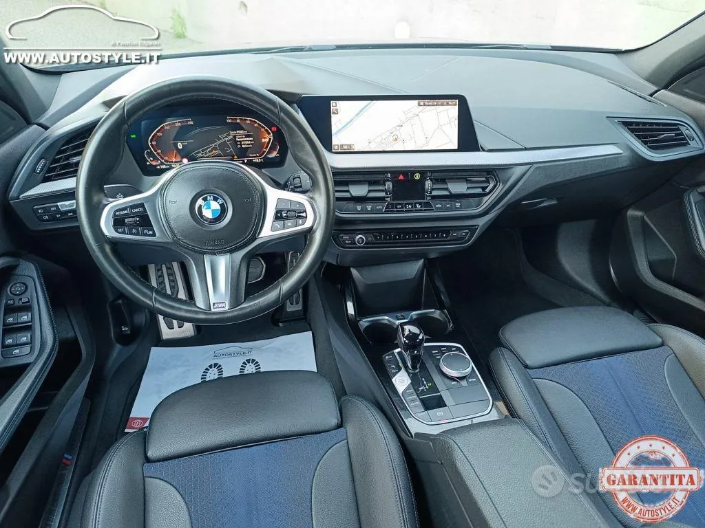 BMW 118 I 2023 photo 3