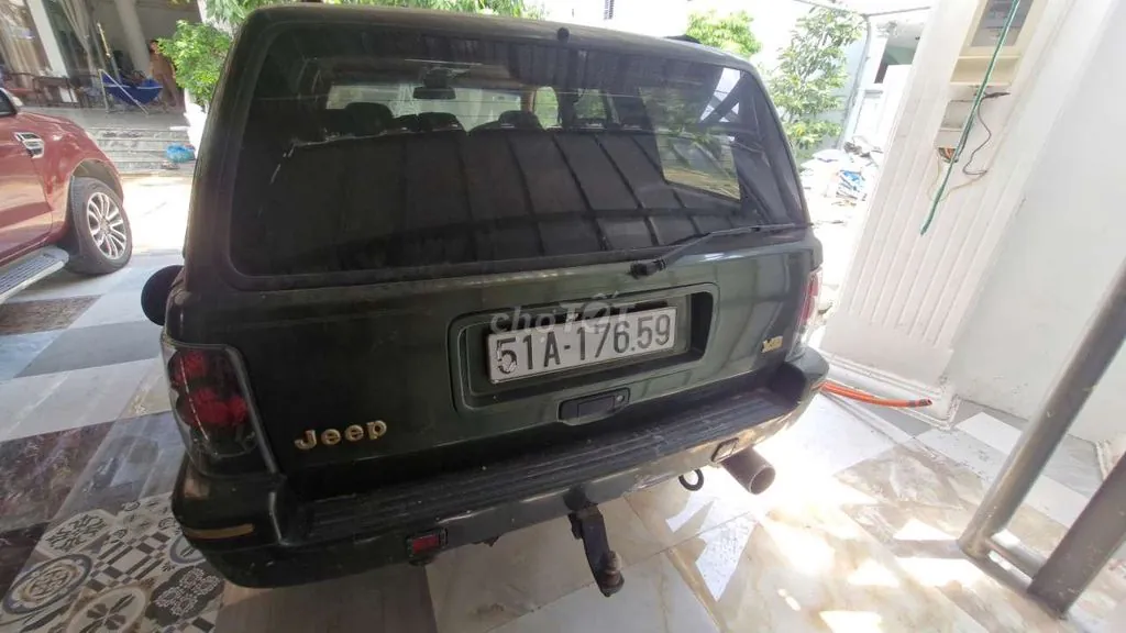 Jeep Grand Cherokee photo 5