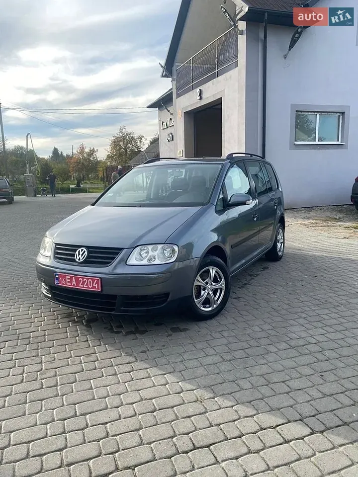 Volkswagen Touran