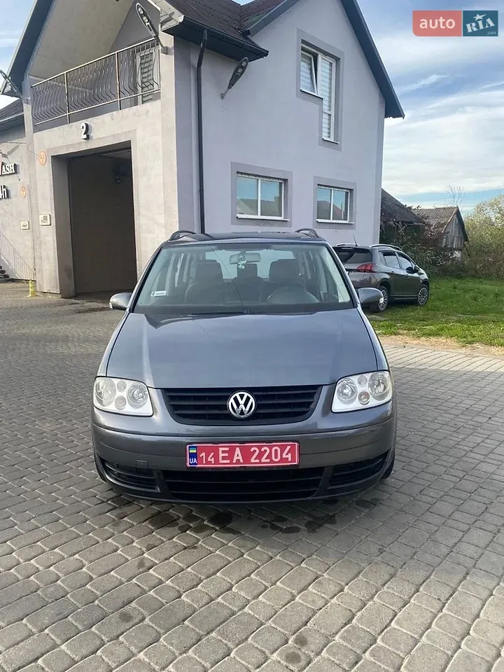 Volkswagen Touran 2003 photo 5