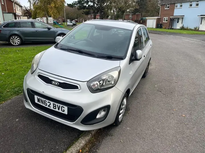Kia Picanto 2012 photo 3