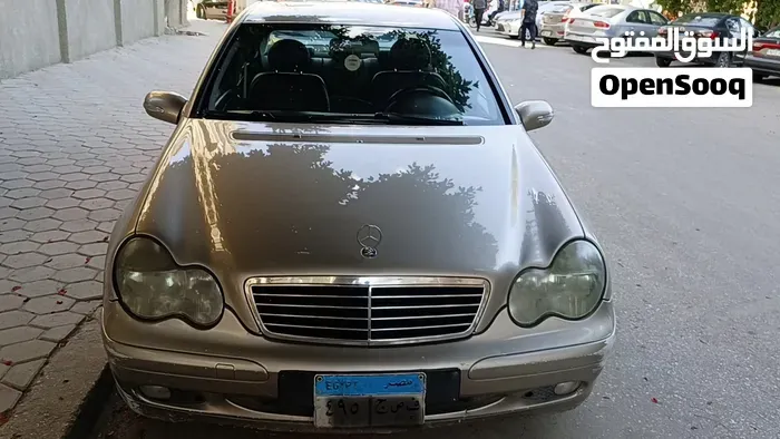 Mercedes-Benz C-Class 2002 photo 2