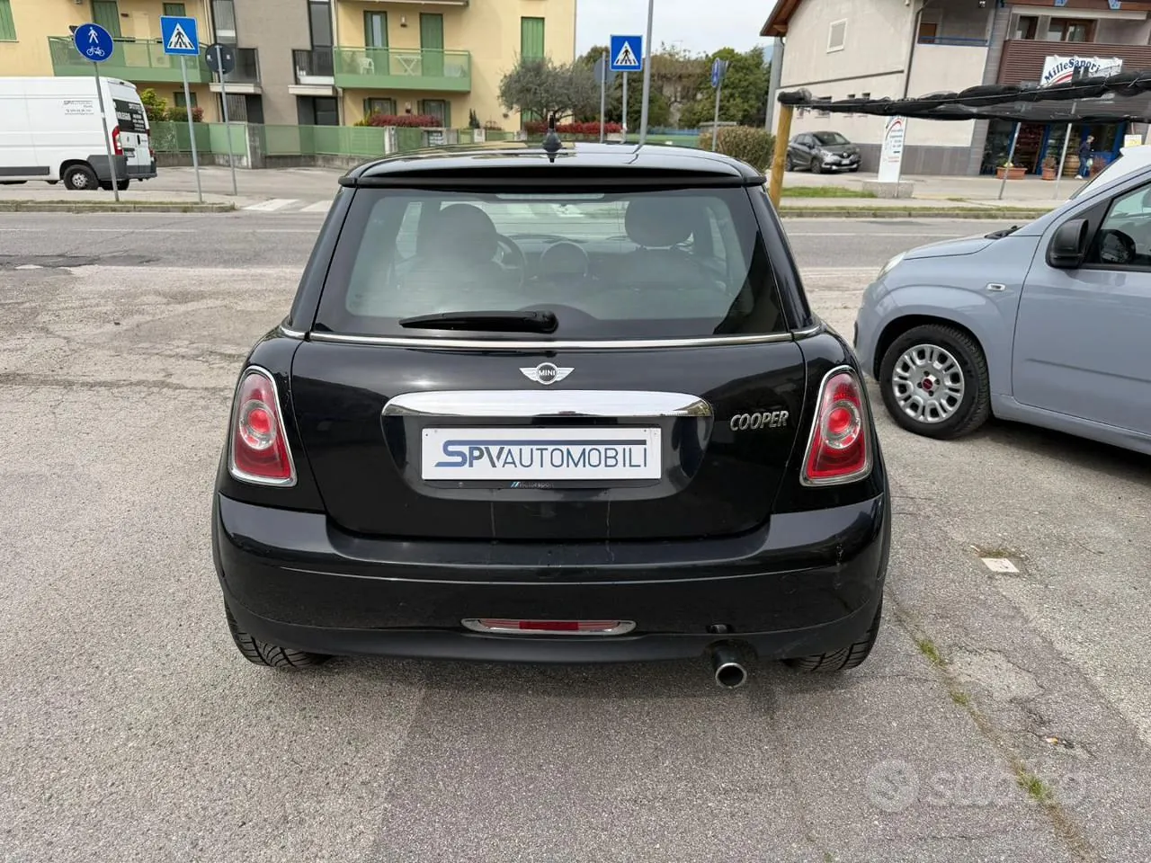Mini Cooper 2012 photo 2