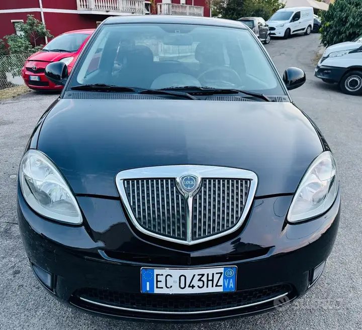 Lancia Ypsilon 2010 photo 3