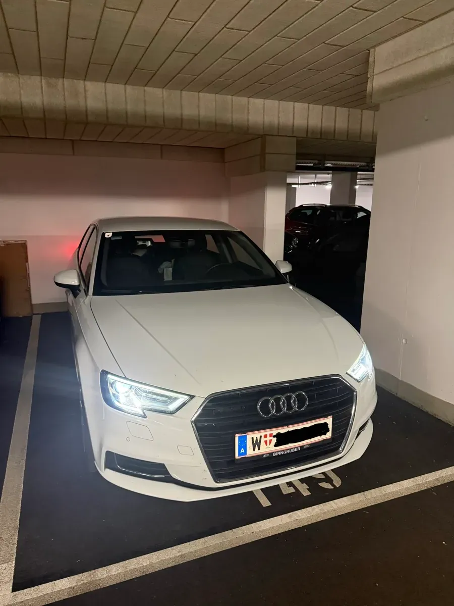 Audi A3 2018 photo 2