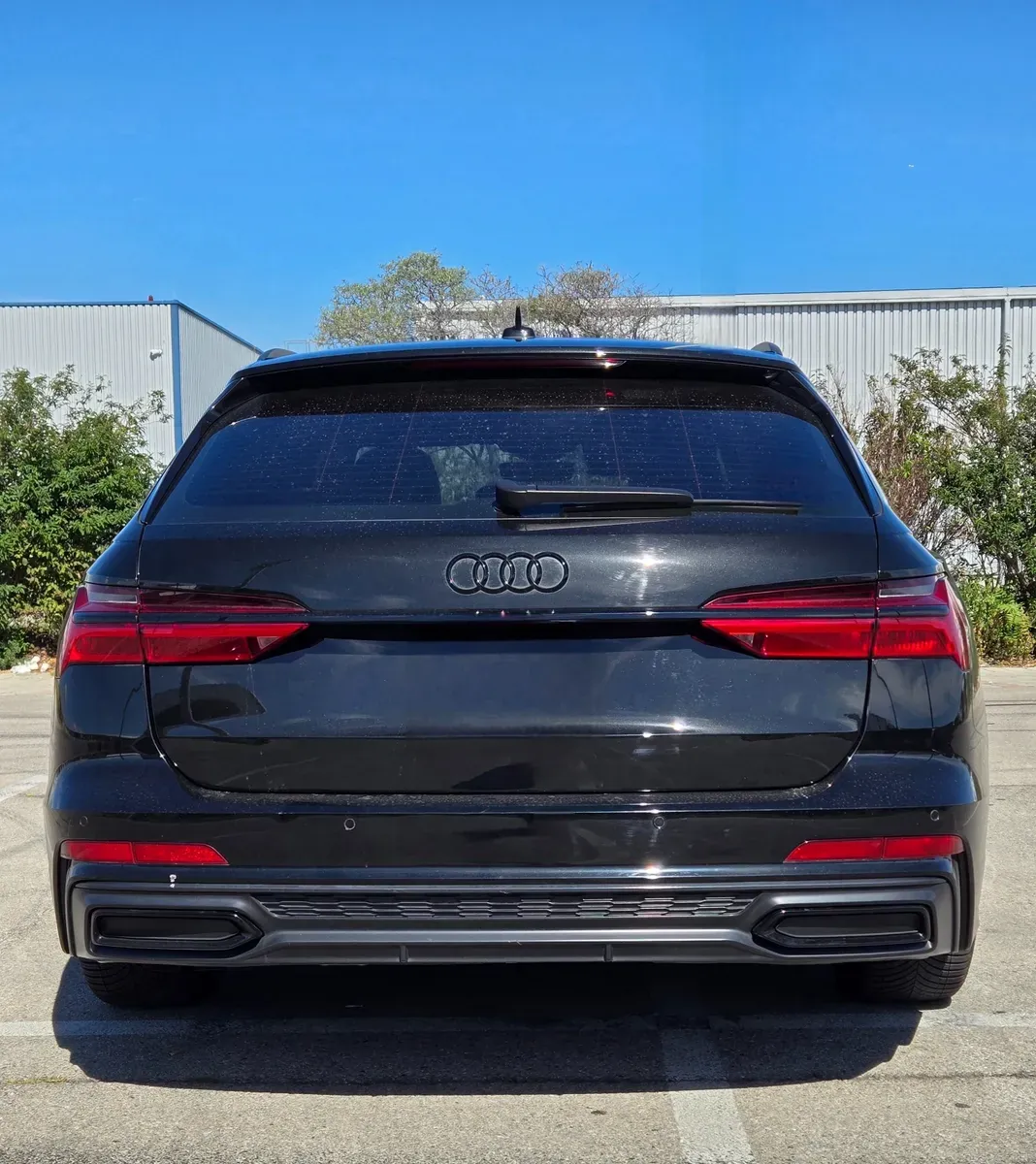 Audi A6 2023 photo 2