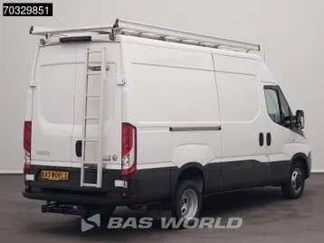 Iveco Daily 2018 photo 2