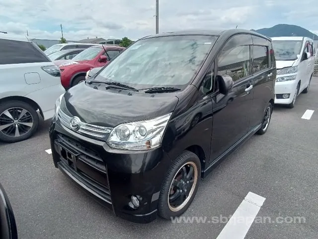 Daihatsu Move Custom 2011 photo 2