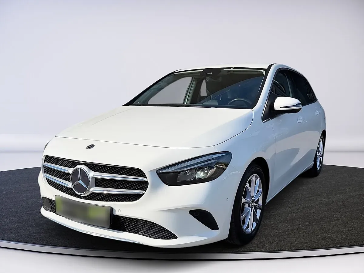 Mercedes-Benz B-Class 2020 photo 3