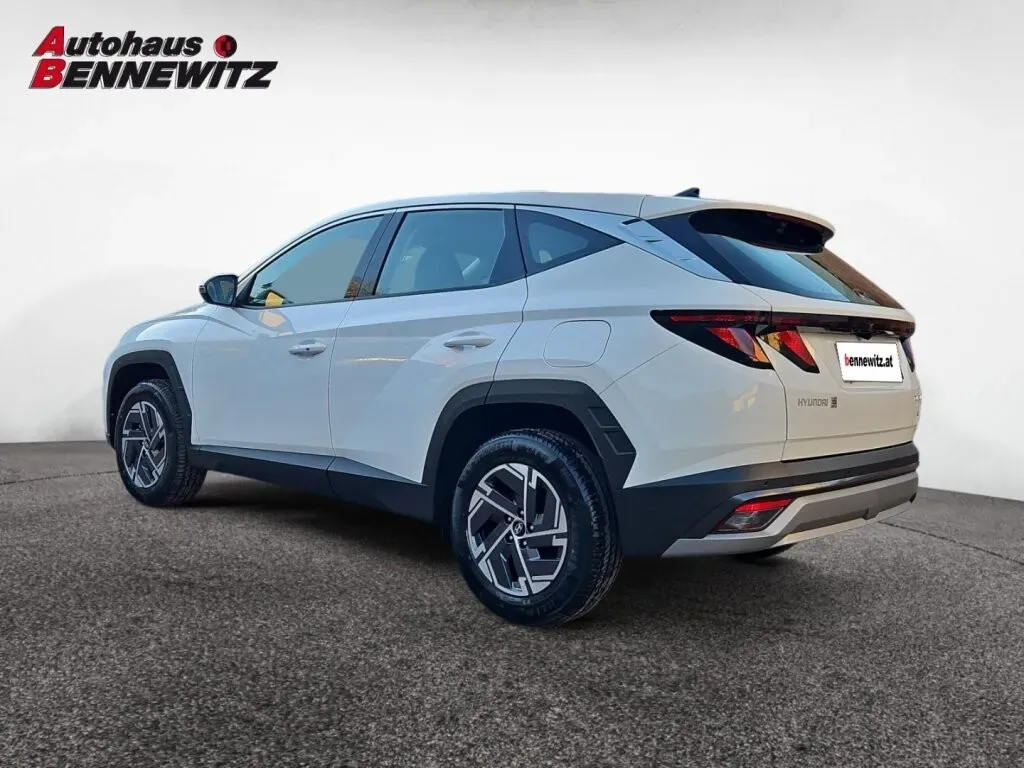 Hyundai Tucson photo 3