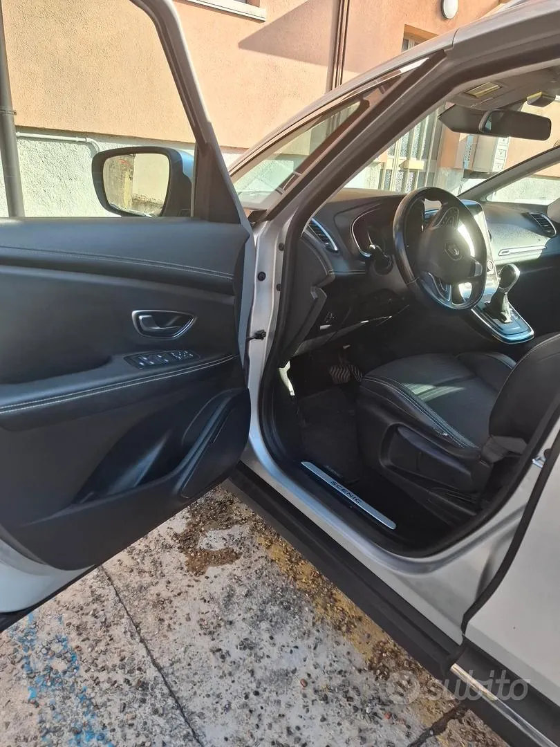 Renault Grand Scenic 2017 photo 5