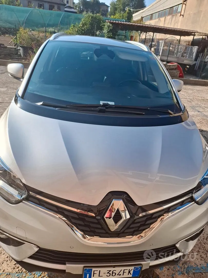 Renault Grand Scenic 2017 photo 3