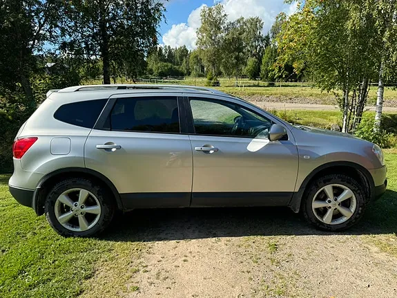 Nissan Qashqai+2 2009 photo 3