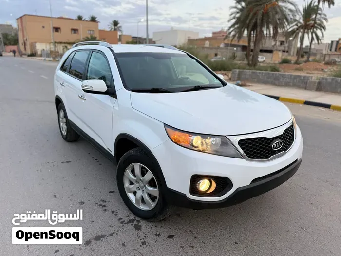 Kia Sorento 2011 photo 2