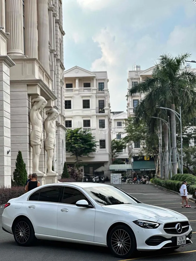 Mercedes-Benz C-Class