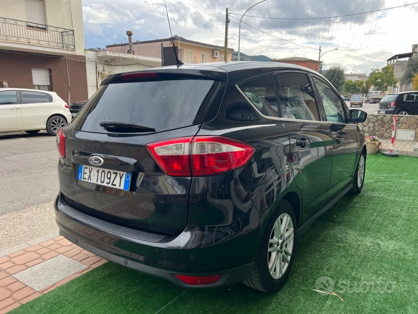 Ford C-Max 2015 photo 4
