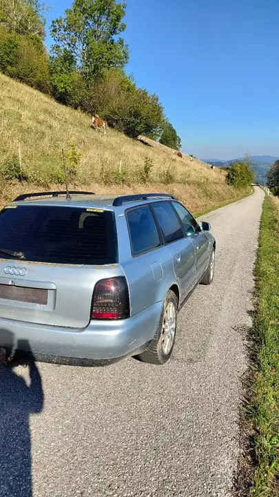 Audi A4 1996 photo 3