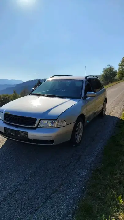Audi A4 1996 photo 2