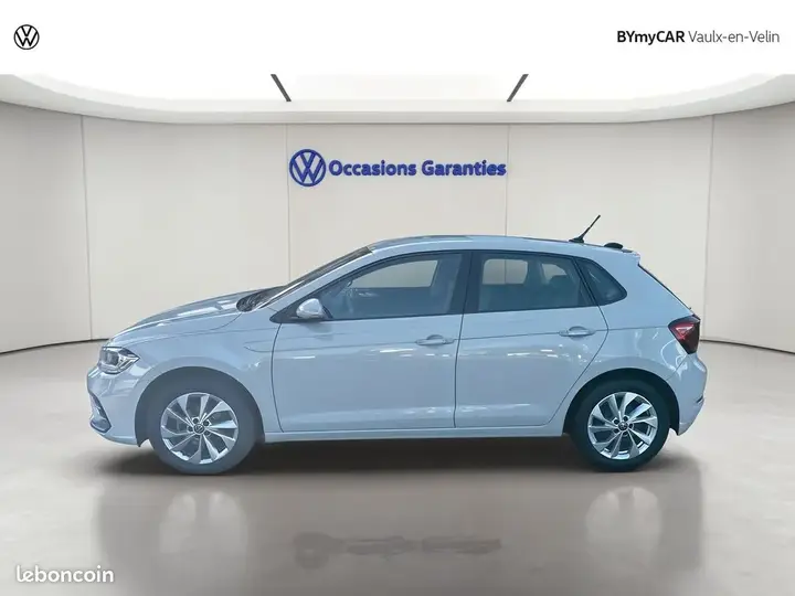 Volkswagen Polo 2023 photo 2