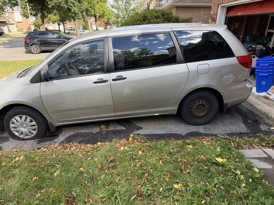 Toyota Sienna 2004 photo 5