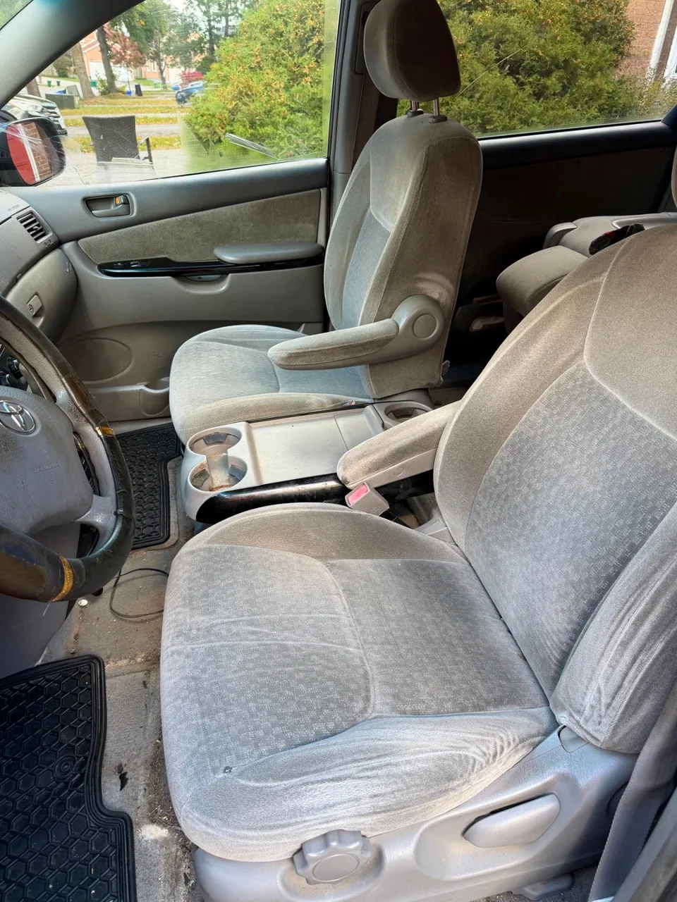 Toyota Sienna 2004 photo 3