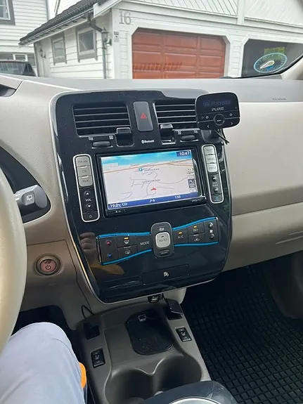 Nissan Leaf 2013 photo 5