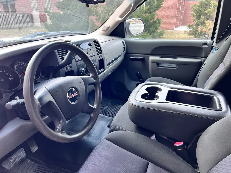 GMC Sierra 1500 2011 photo 4