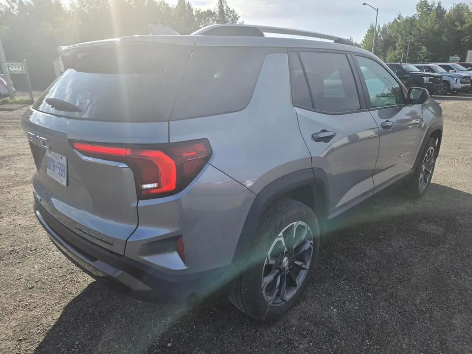 GMC Terrain 2025 photo 4